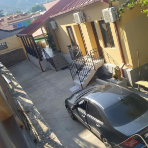 Two Lions Hotel
